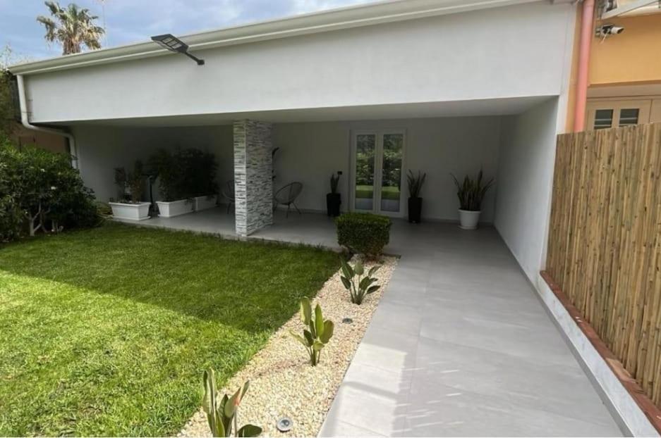 Vila I Mori Di Brucoli Exteriér fotografie